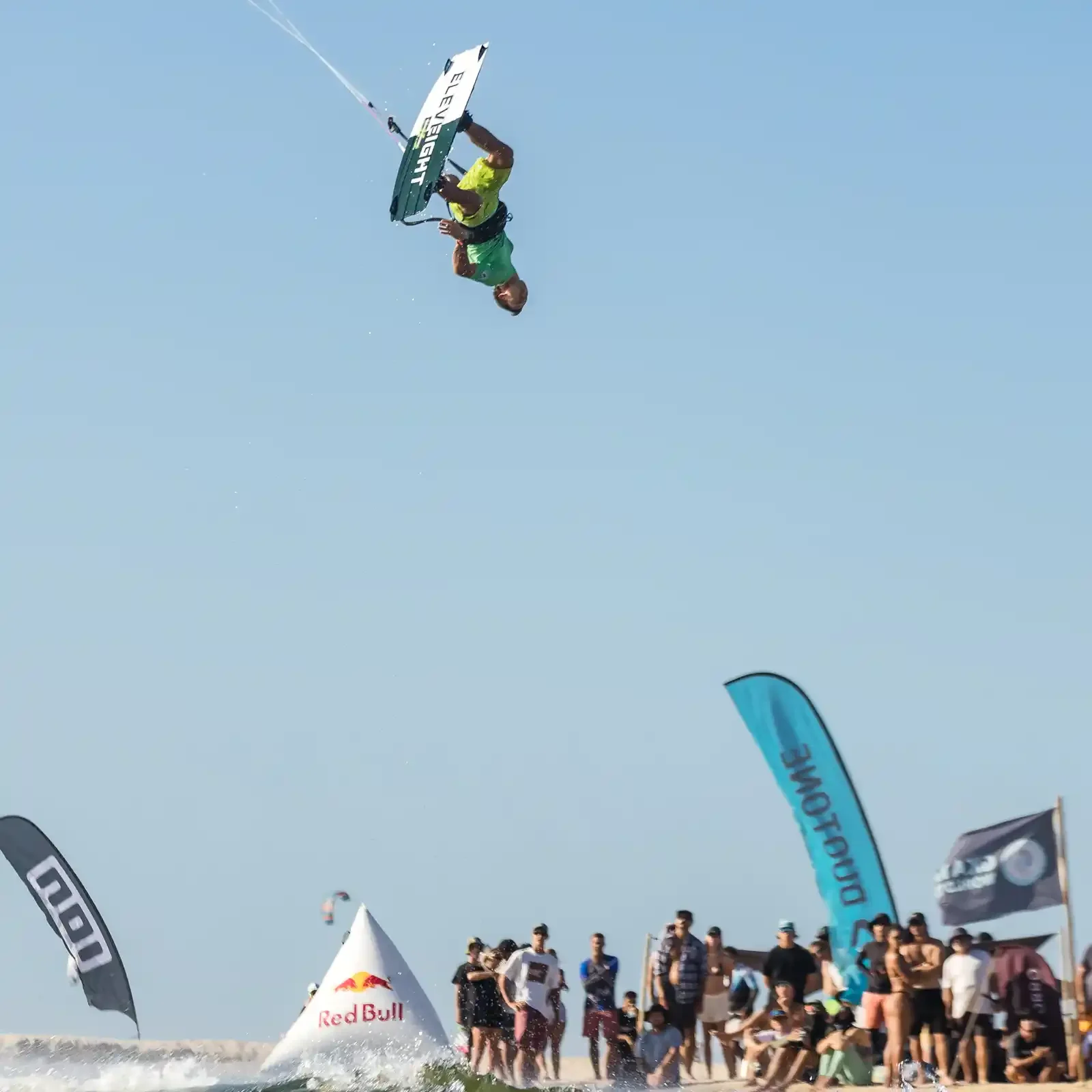 Eleveight Commander AG Pro V3 2026 - board detail