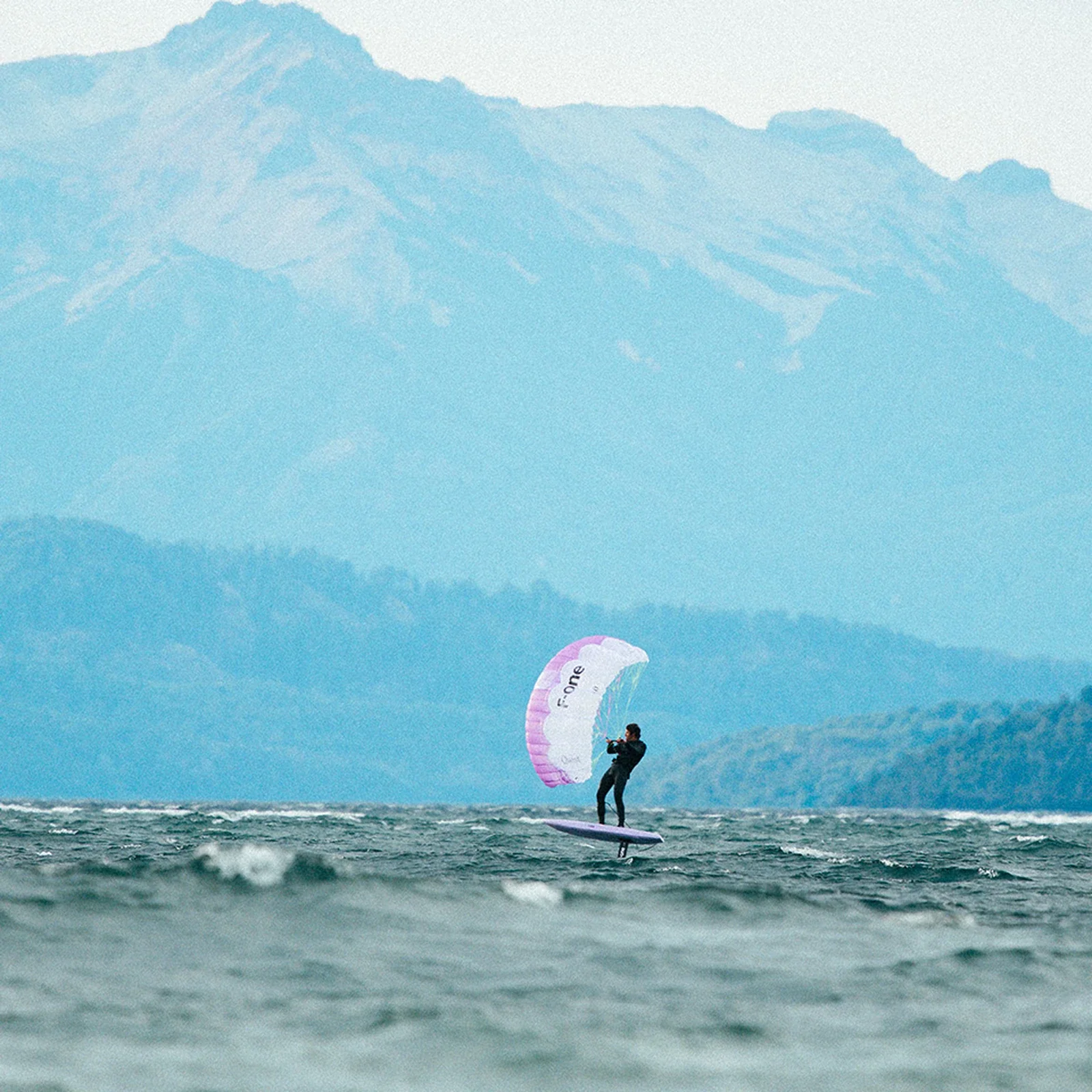 F-ONE ROCKET FREE DOWNWIND CARBON 2026